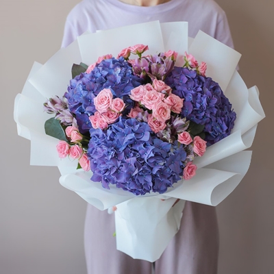 anniversary flowers delivery in antalya