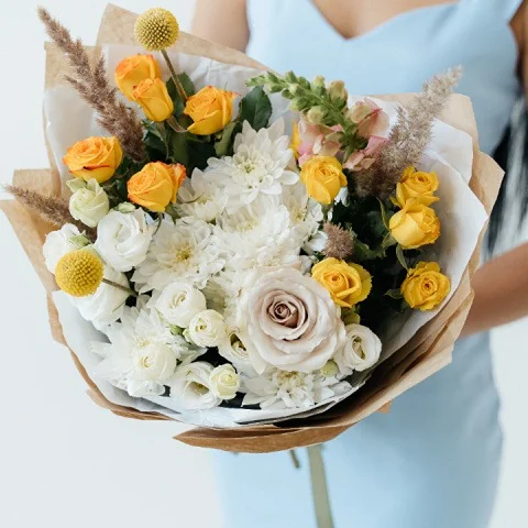 send flowers bouquet to side