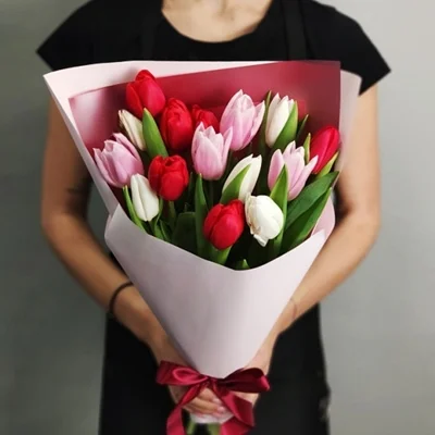 send bouquet tulips in akyarlar