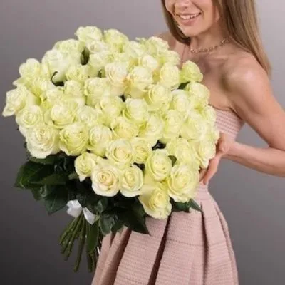 send 51 white roses in istanbul