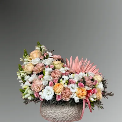 flowers in vase delivery to istanbul